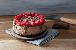 Baked Kit Kat Spread Cheesecake